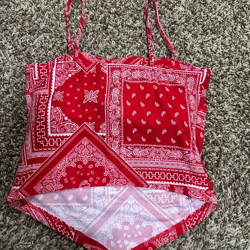 No Boundaries Red Bandana-Print Spaghetti Strap Camisole - Picture 3 of 3